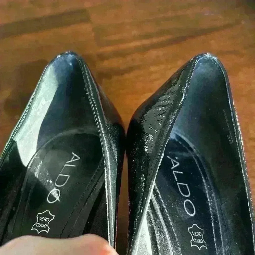 Aldo Women’s Black Patent Leather Pumps Heels Closed Toe Size 7 - Picture 7 of 8